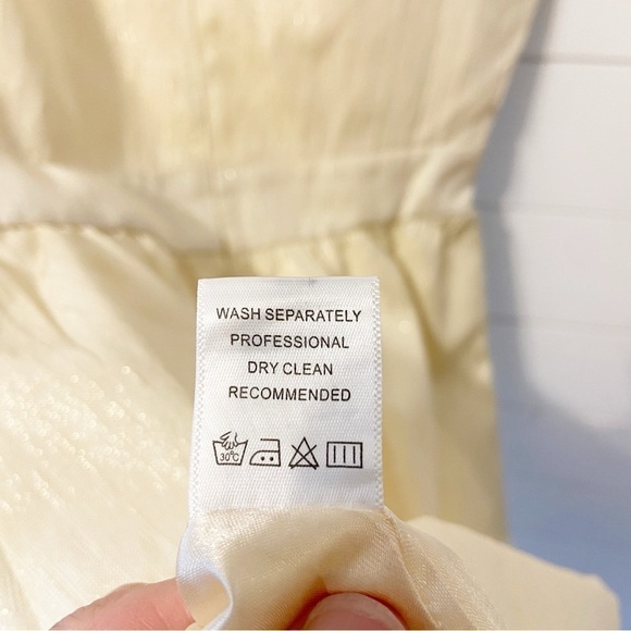 NWTs Francesca’s | Ivory/Gold Sparkle Fit and Flare Mini Dress with bow Medium - Picture 7 of 10